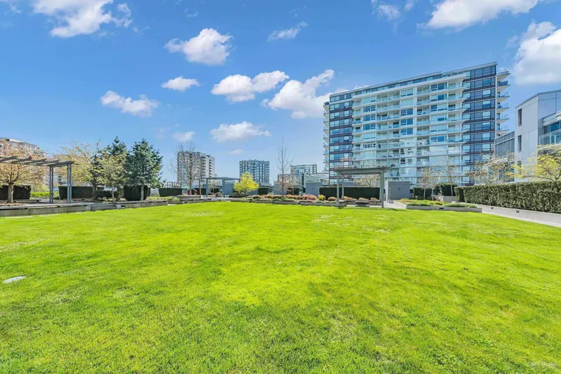 622 5233 GILBERT ROAD - photo 3 of 19