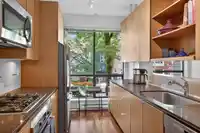 3683 COMMERCIAL STREET - thumbnail 11