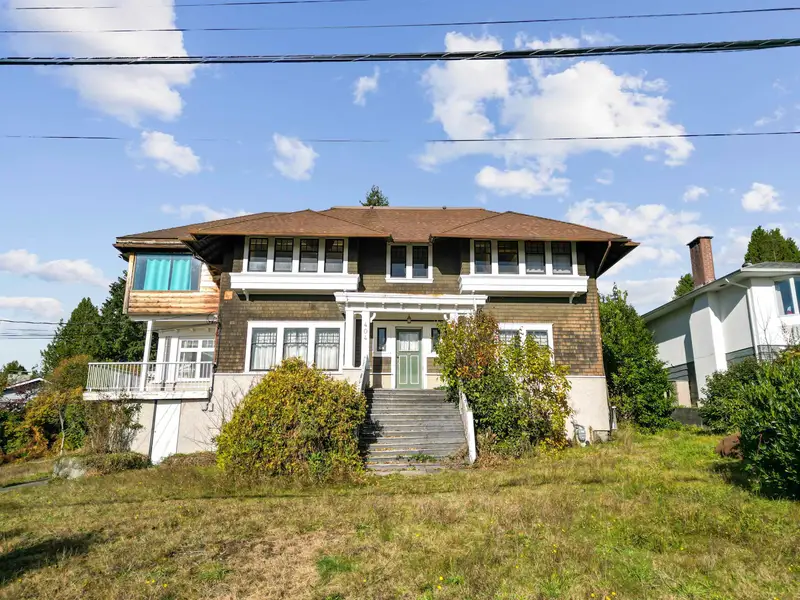 404 SOMERSET STREET - photo 3 of 11