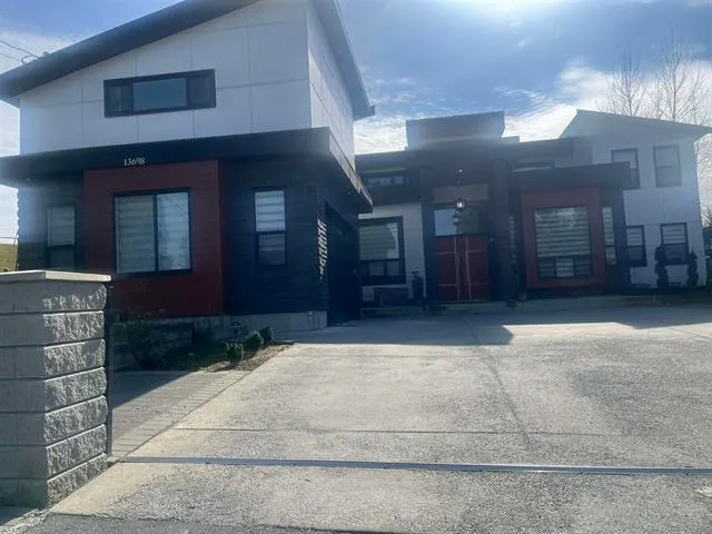 13698 113 AVENUE - photo 2 of 2