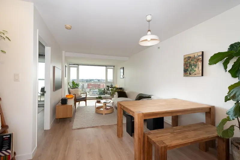 1006 2770 SOPHIA STREET - photo 4 of 25