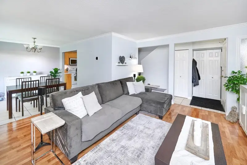 47 9460 GLENALLAN DRIVE - photo 2 of 25