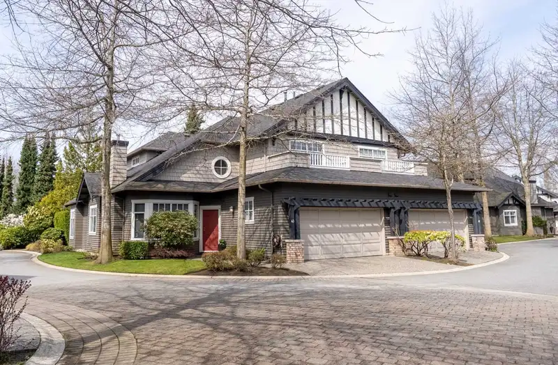 43 6000 BARNARD DRIVE - photo 1 of 26