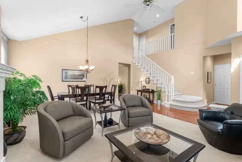 43 6000 BARNARD DRIVE - photo 2 of 26