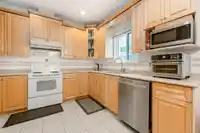 1598 MANNING AVENUE - thumbnail 8