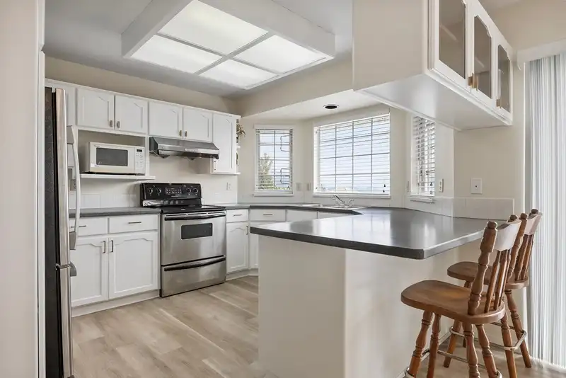 2850 MARA DRIVE - photo 3 of 39