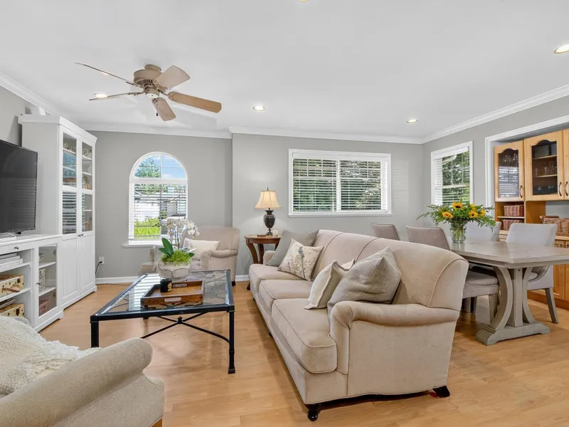 8011 163RD STREET - photo 3 of 25