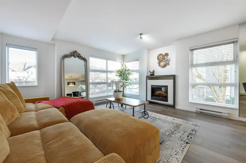 122 6671 121 STREET - photo 3 of 25