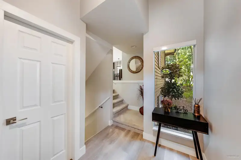 127 2998 ROBSON DRIVE - photo 2 of 31