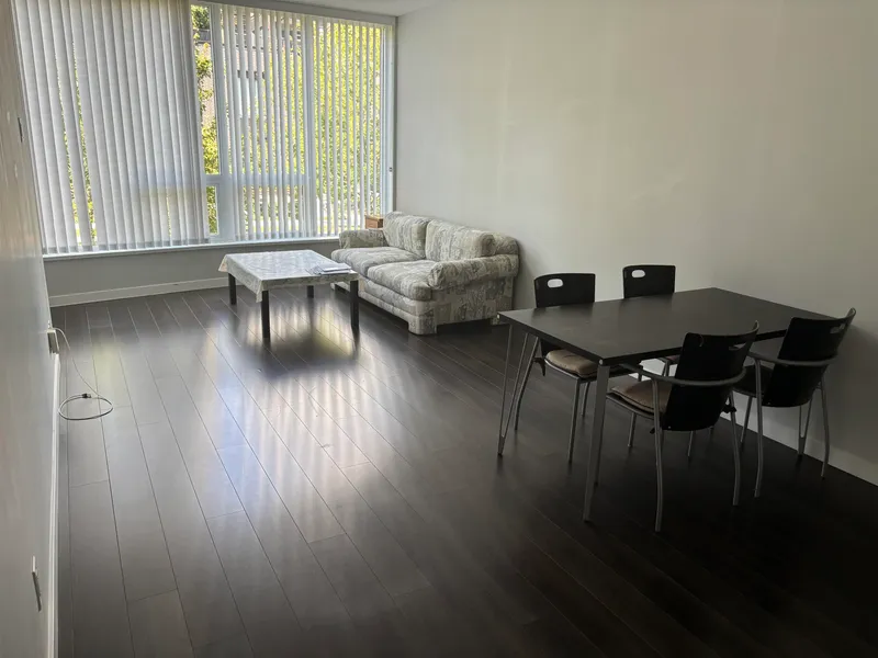 208 5638 BIRNEY AVENUE - photo 2 of 10