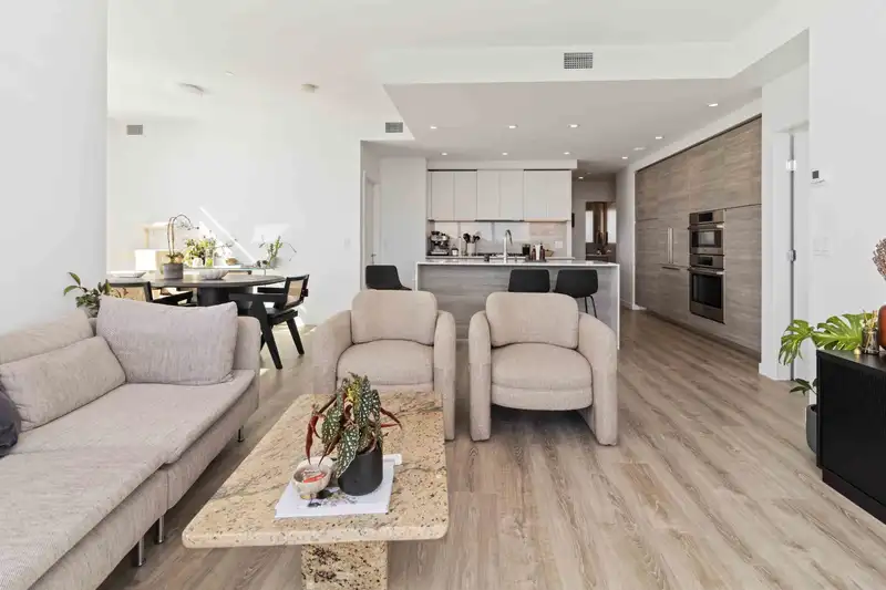 2508 680 QUAYSIDE DRIVE - photo 4 of 40