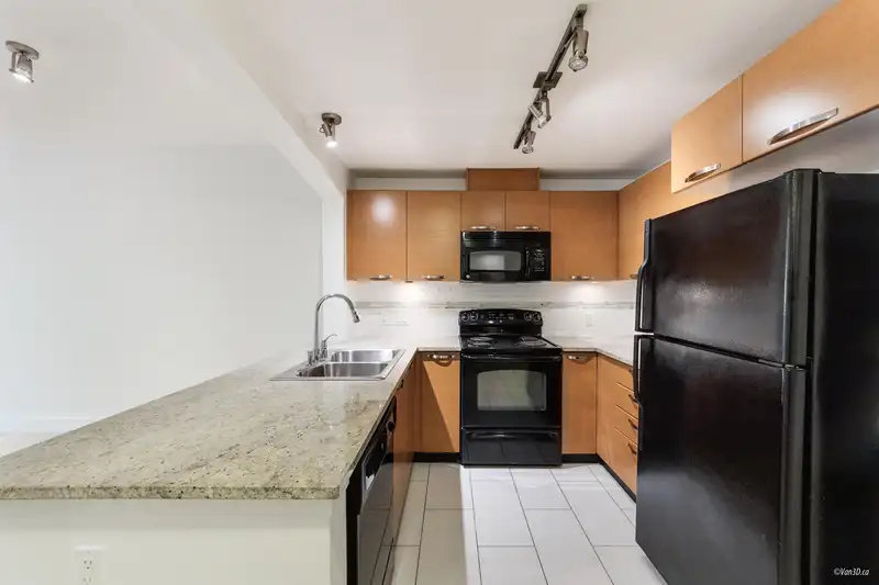 212 7488 BYRNEPARK WALK - photo 4 of 27