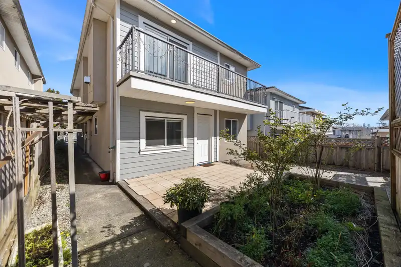 6058 WOODSWORTH STREET - photo 1 of 28
