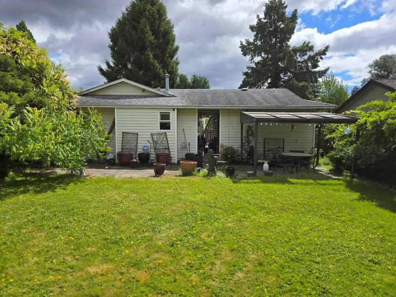 6619 140 STREET - photo 3 of 4