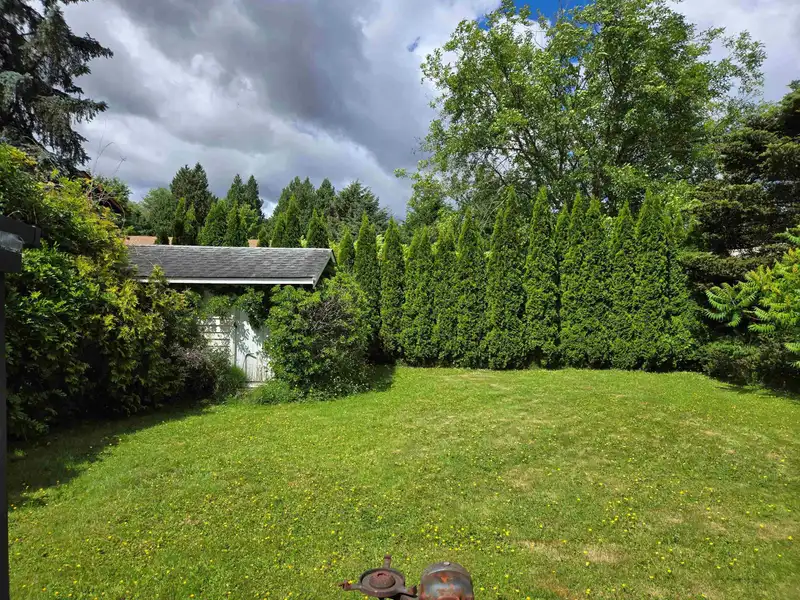 6619 140 STREET - photo 4 of 4