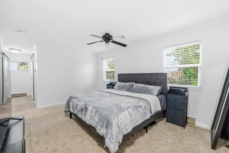 15751 98A AVENUE - photo 4 of 25