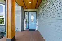 22108 KERRY CRESCENT - thumbnail 2