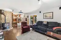 22108 KERRY CRESCENT - thumbnail 17