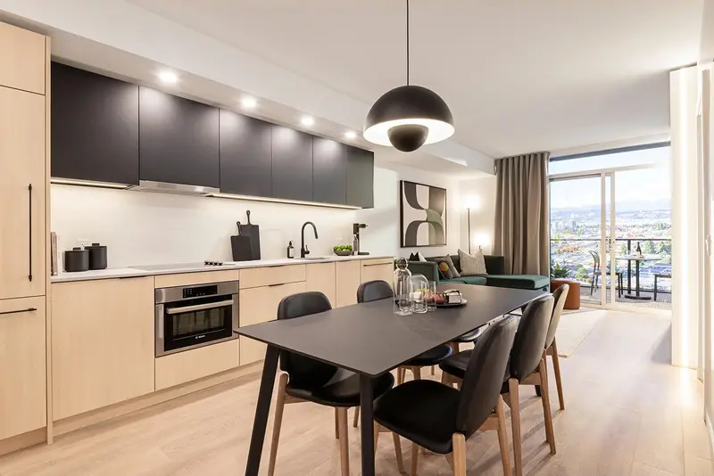 705 13738 CENTRAL AVENUE - photo 2 of 10