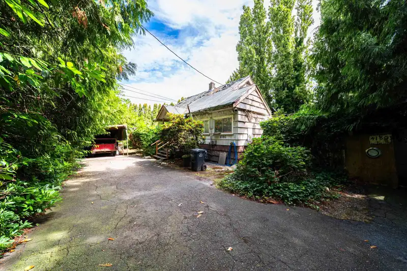 4180 BROWN ROAD - photo 4 of 27
