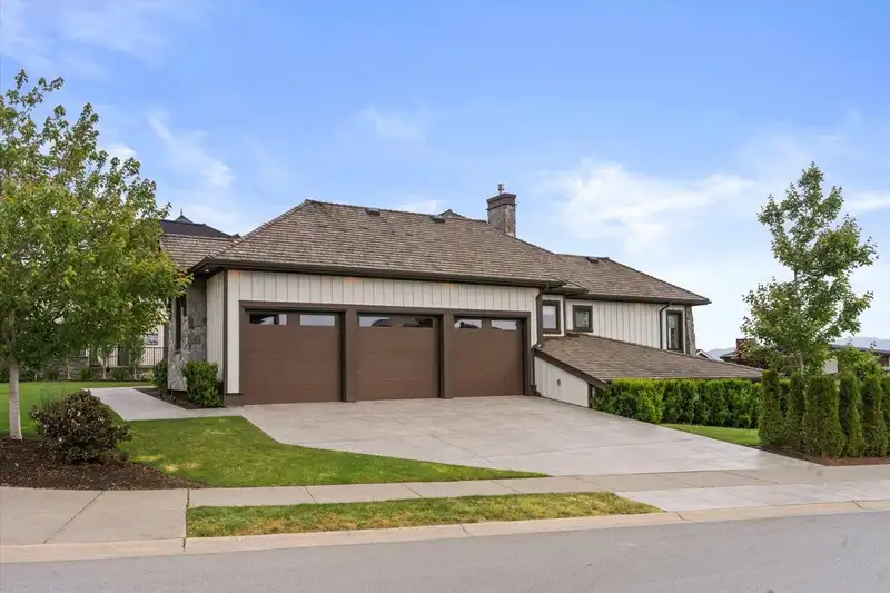 35408 EAGLE SUMMIT DRIVE - photo 2 of 40