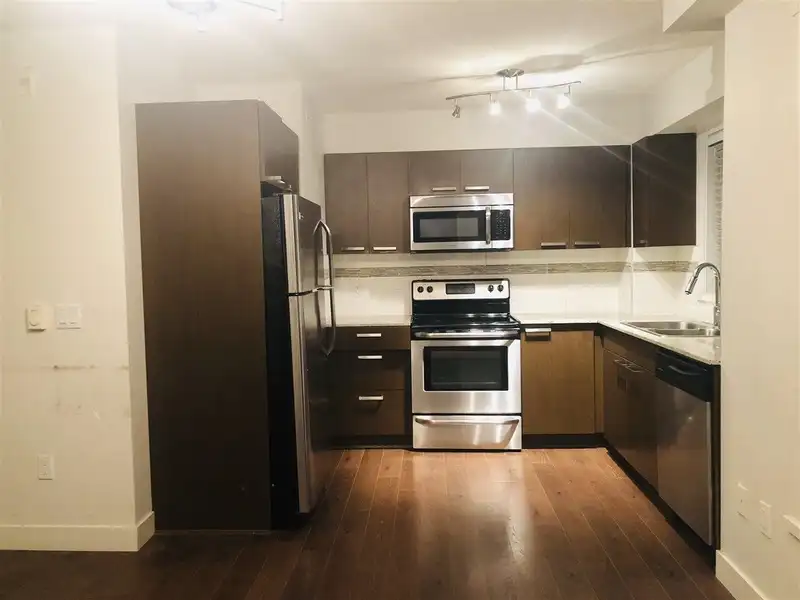717 13883 LAUREL DRIVE - photo 2 of 9