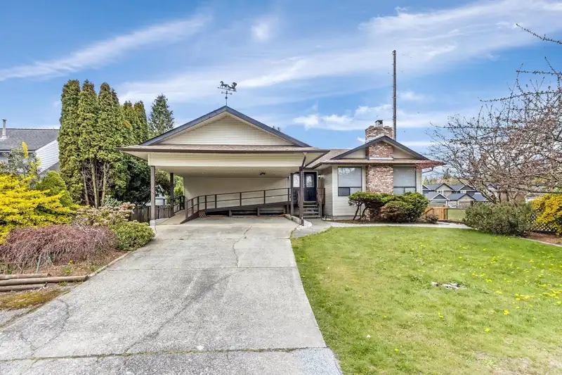 41 171 STREET - photo 1 of 23