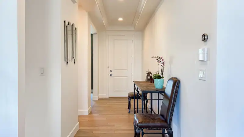 16787 22 AVENUE - photo 4 of 40