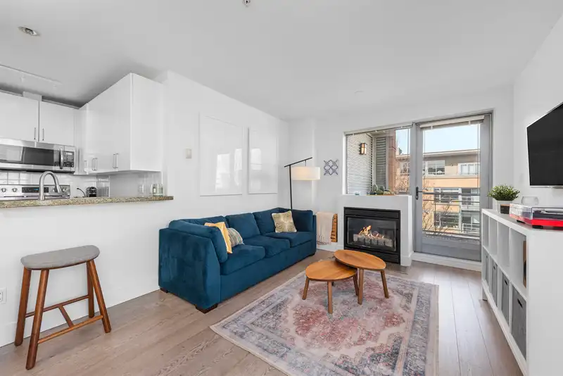 307 2680 ARBUTUS STREET - photo 4 of 27