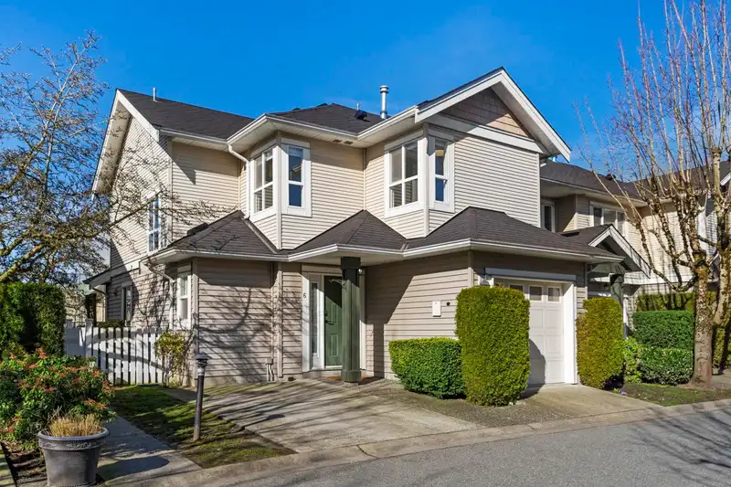 6 6513 200 STREET - photo 2 of 34
