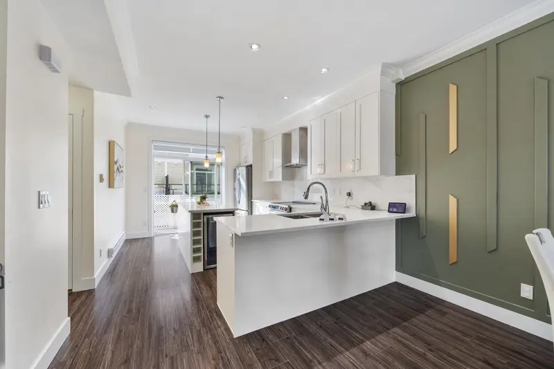 64 13670 62 AVENUE - photo 4 of 25