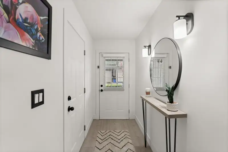 17 18839 69 AVENUE - photo 3 of 37