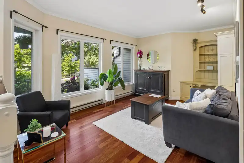 3 1620 BALSAM STREET - photo 1 of 31