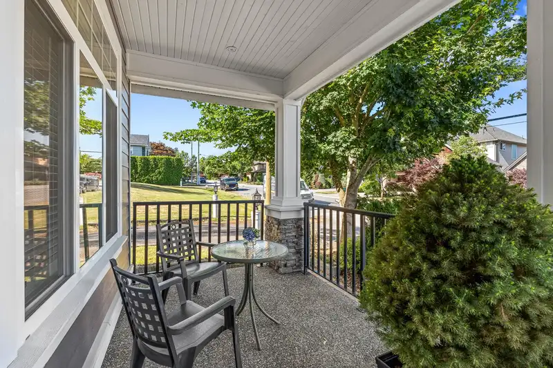 7077 197B STREET - photo 2 of 31