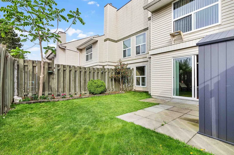 173 32550 MACLURE ROAD - photo 4 of 25