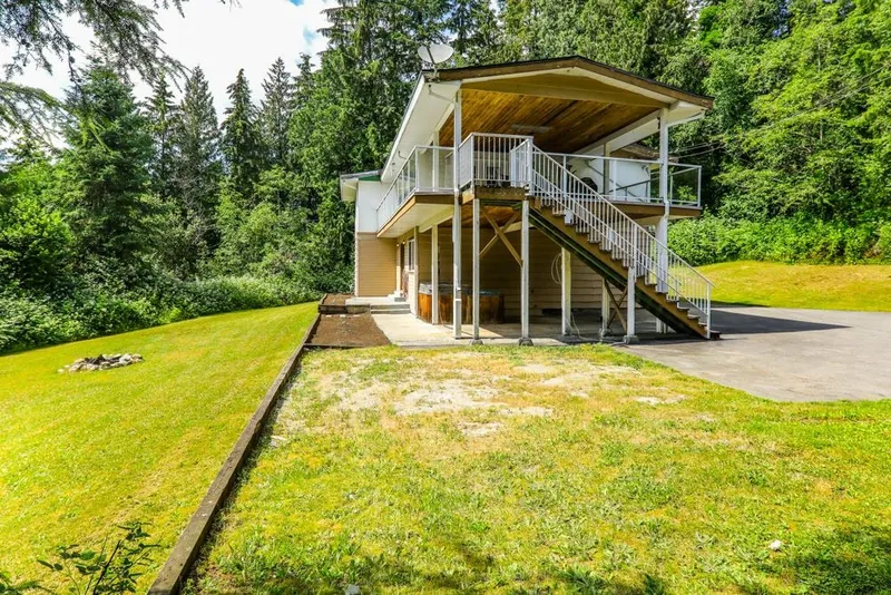 23215 141 AVENUE - photo 3 of 17