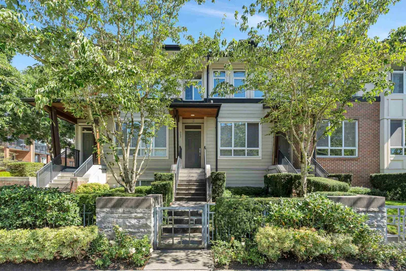 117 1125 KENSAL PLACE - photo 2 of 25