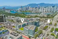 708 522 W 8TH AVENUE - thumbnail 2
