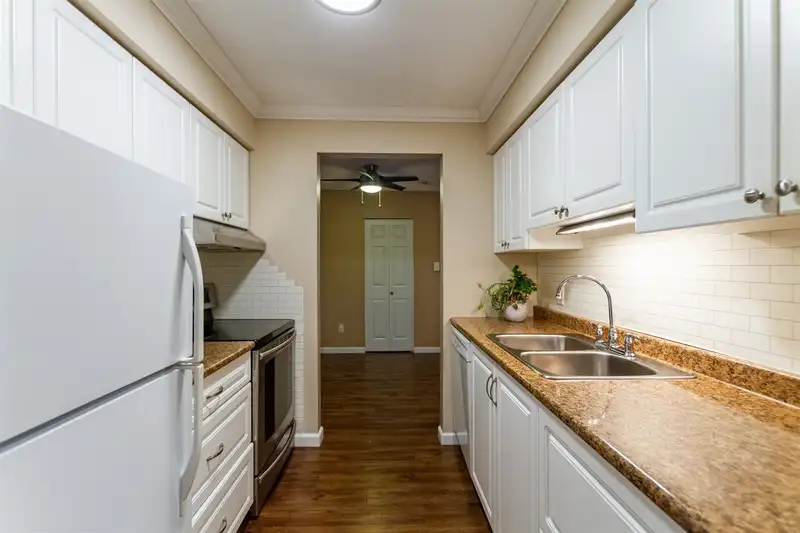 301 365 GINGER DRIVE - photo 1 of 21