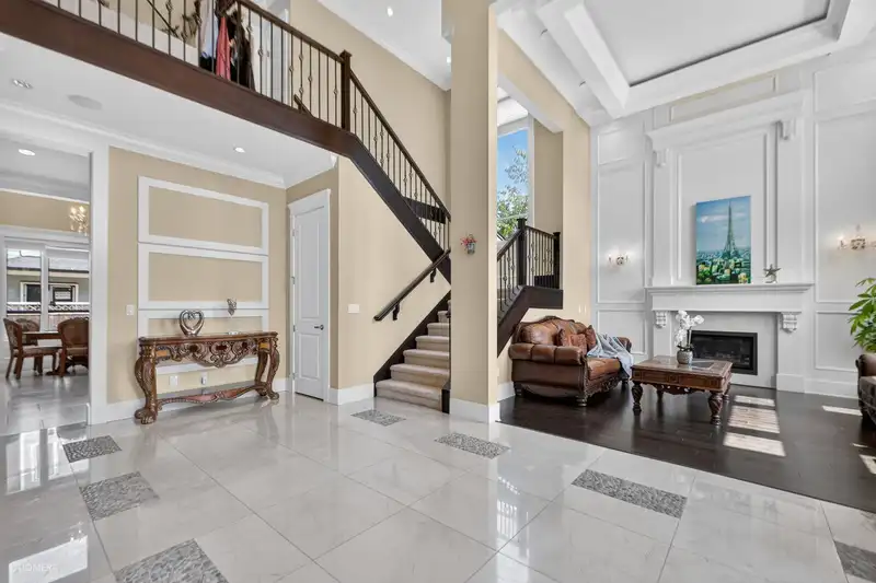 5299 CRANBROOK AVENUE - photo 3 of 40