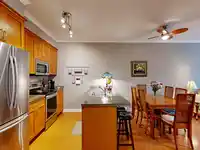 207 1375 VIEW CRESCENT - thumbnail 9