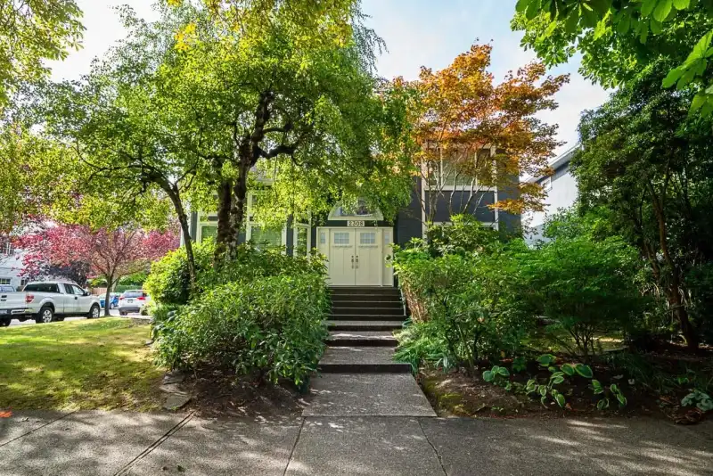 2308 W 14TH AVENUE - photo 1 of 40