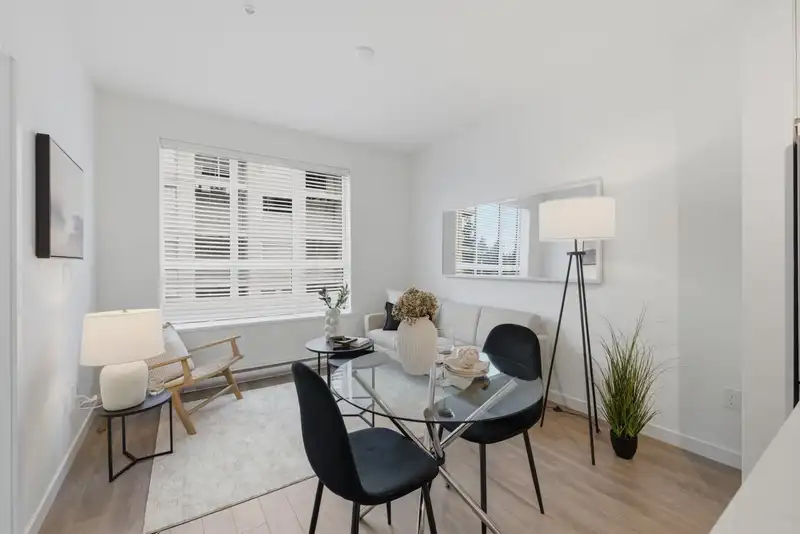 309 15733 85 AVENUE - photo 3 of 27