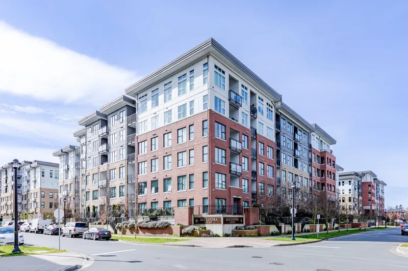 615 9366 TOMICKI AVENUE - photo 1 of 25