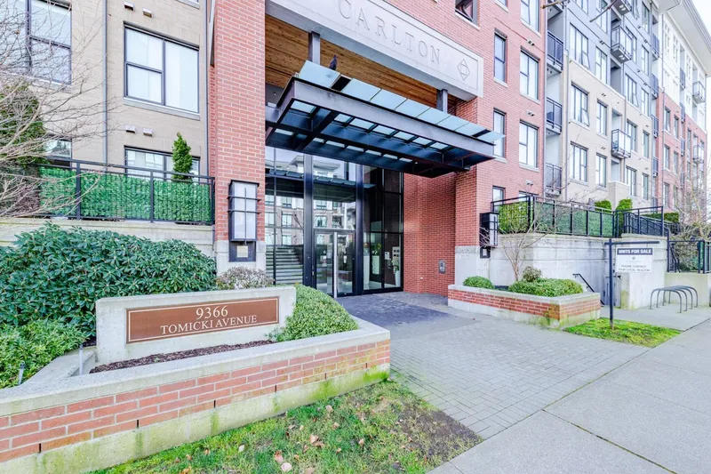 615 9366 TOMICKI AVENUE - photo 3 of 25
