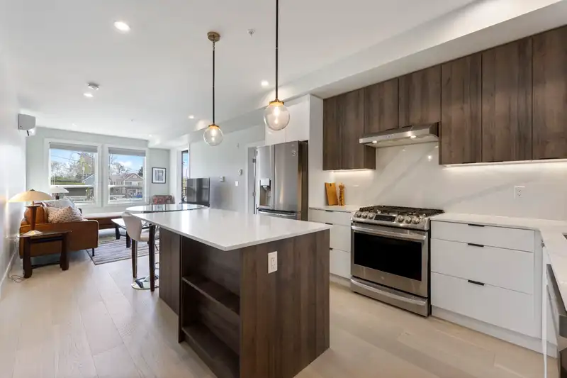 106 4686 51 STREET - photo 1 of 31