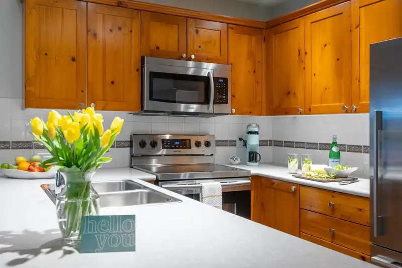 28 4385 NORTHLANDS BOULEVARD - photo 3 of 16