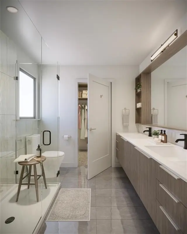 313-B 5937 144 STREET - photo 3 of 6