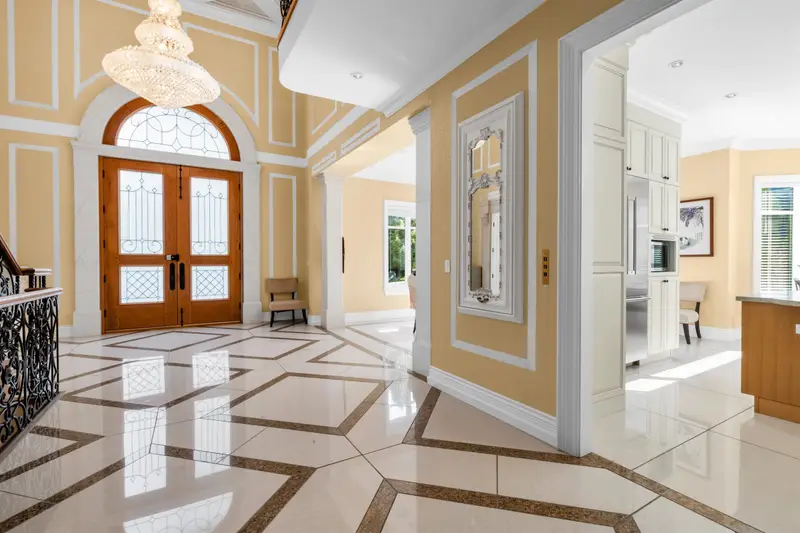 8233 GOVERNMENT ROAD - photo 3 of 25