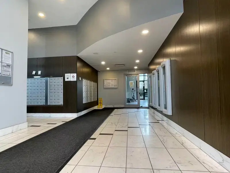 2207 6638 DUNBLANE AVENUE - photo 2 of 23